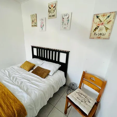 La Plume Wifi Parking Un-Sejour-A-Part Apartment Clouange Exterior photo