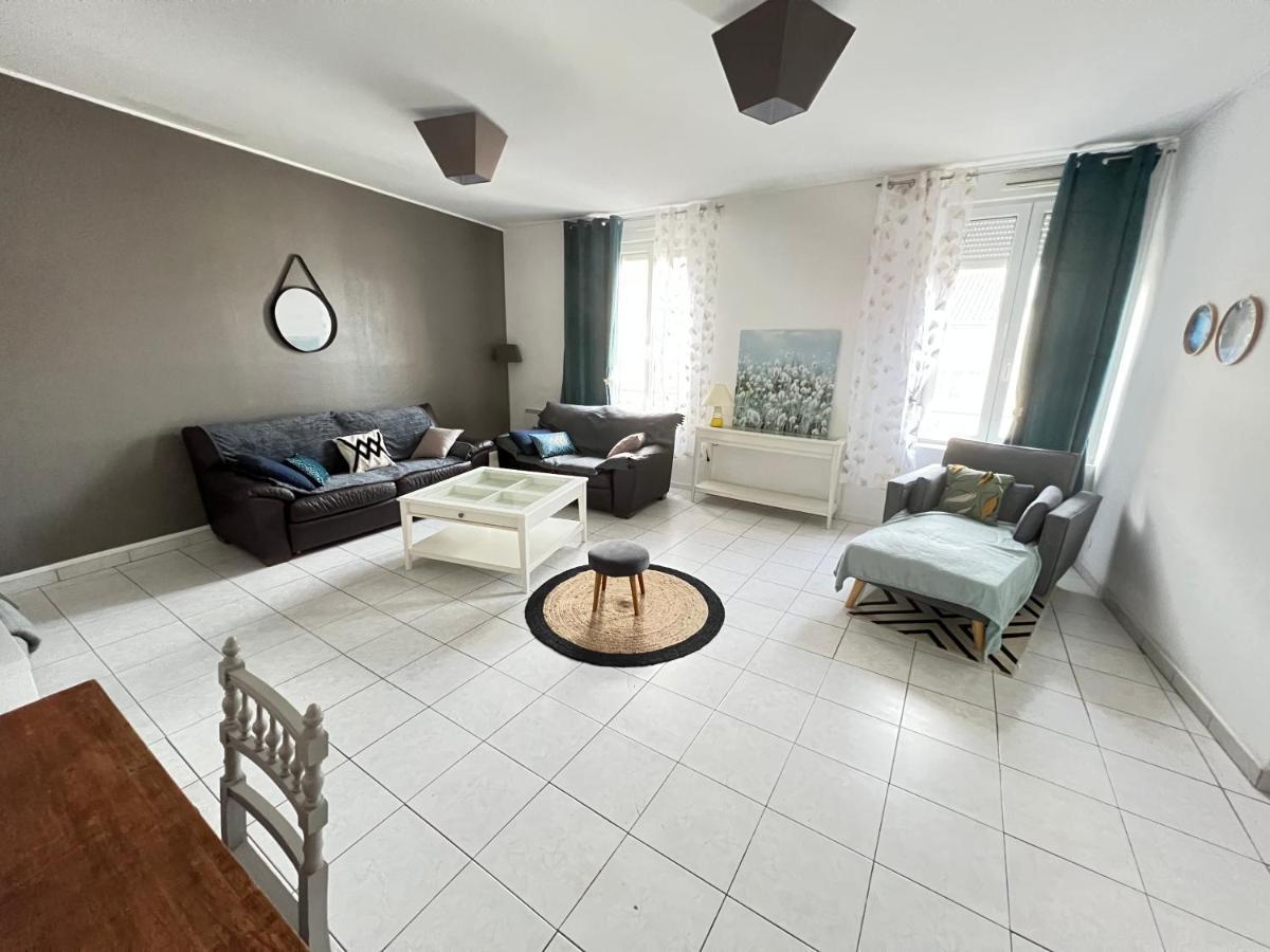Apartment La Plume Wifi Parking Un-sejour-a-part Clouange